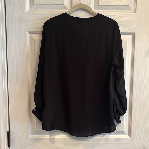 Primark brand size 6 pullover lightweight blouse w/ roll tab sleeves- NWT - Picture 7 of 7